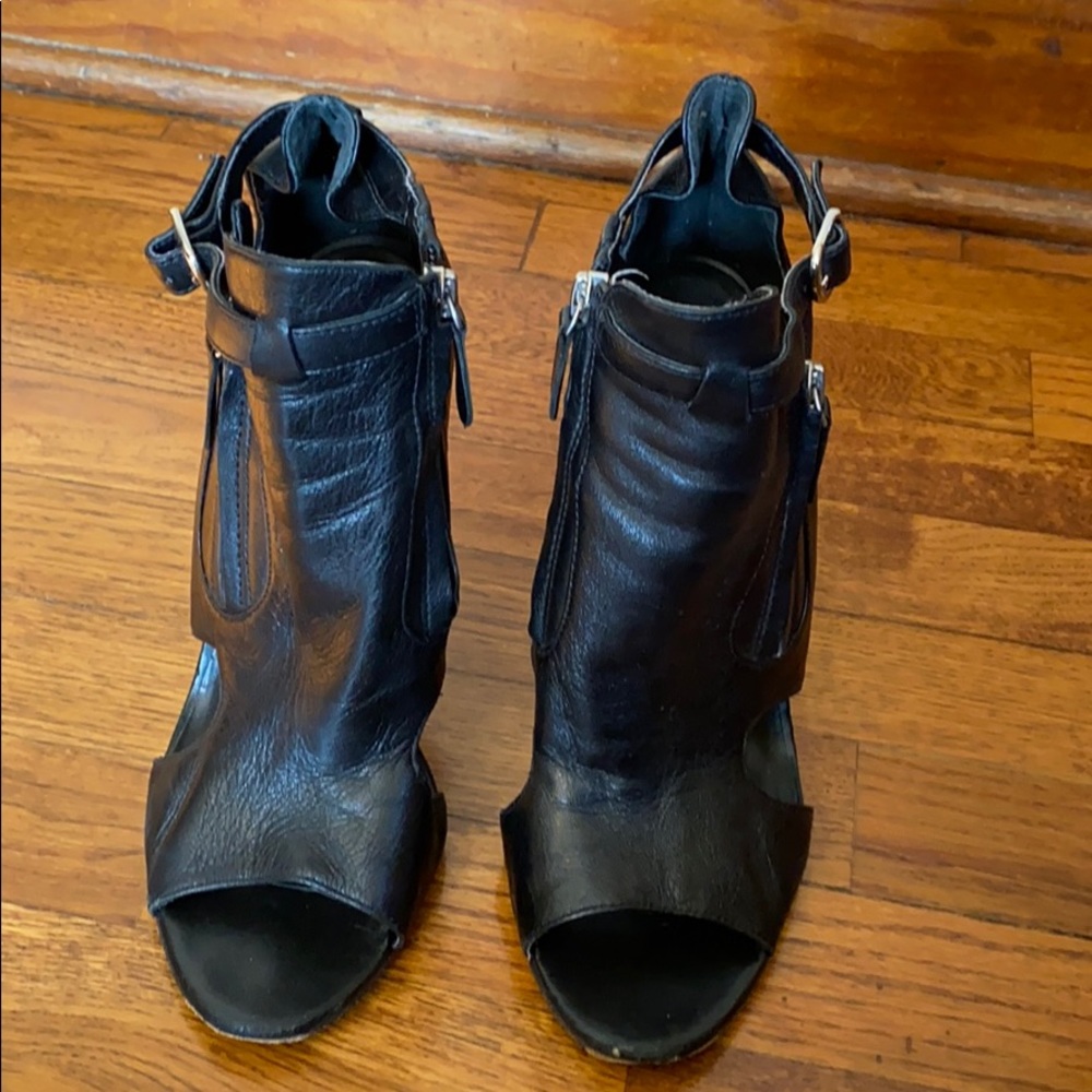 Steven by Steve Madden high heels shoes.